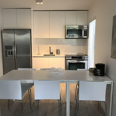 Beach Haus Key Biscayne Contemporary Apartments-2